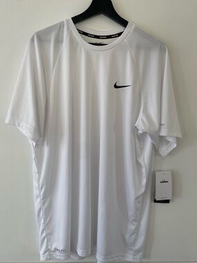 Nike Swim UPF 40+ Swim Shirt Size XL